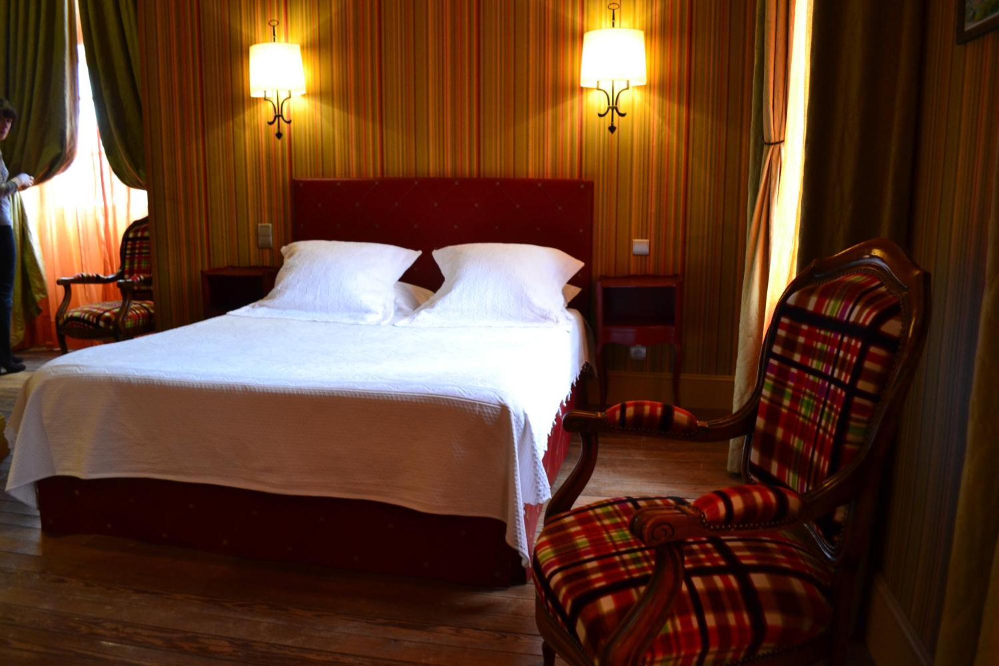 Demeure Saint Louis Historic Manor, City 700M, Parking,A C,Clim,Wifi, Heated Pool, City View Carcassonne Zewnętrze zdjęcie